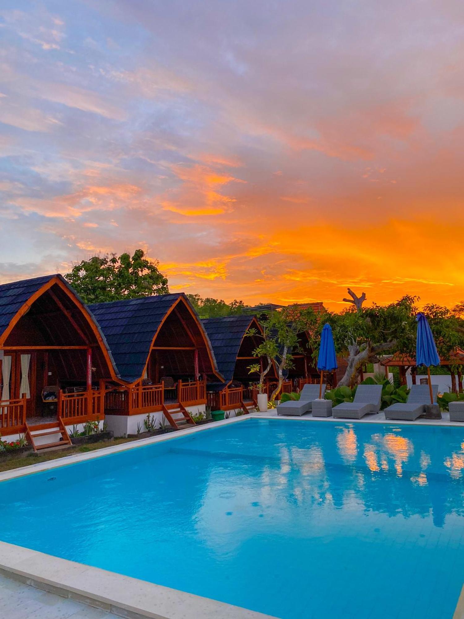Plumeria Np Batununggul Екстериор снимка